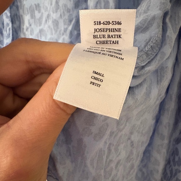 Rails Josephine Batik Cheetah Button-Front Shirt in Blue- Small - Picture 4 of 5